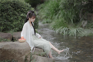 爱上海后花园：Limited-time transformation into a trendy person! Uncover the favorite fashion styling style of young men and women in Shanghai!